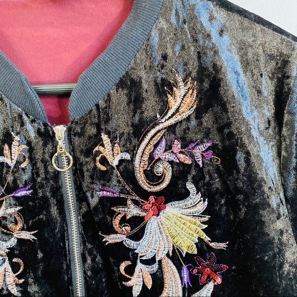 Somedays Lovin velvet embroidery bomber jacket - Picture 5 of 7